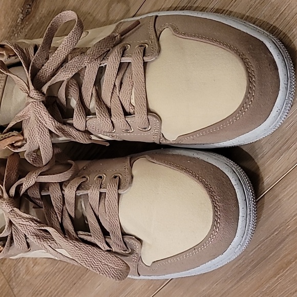 Nike Air Jordan 1 Mid SE Muslin Canvas - Picture 4 of 10